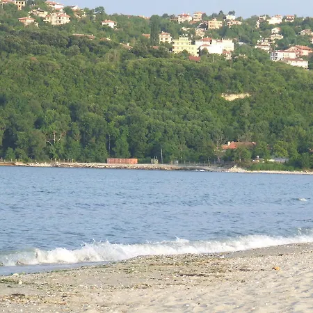 Pensiune Varnaflats Guest 2*