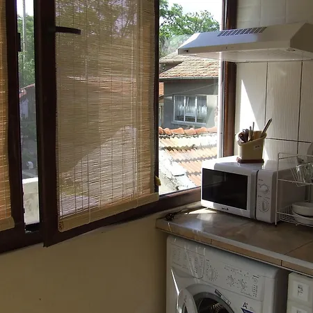 Varnaflats Guest Pensiune 2*