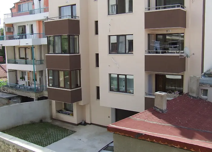 Varnaflats Guest ヴァルナ